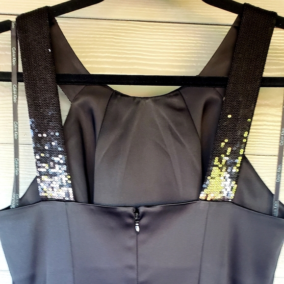 Calvin Klein cocktail dress - Picture 3 of 6